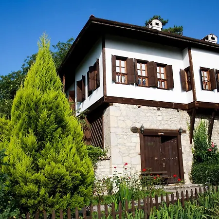 Vakantieboerderij Rasitler Bag Evi *
